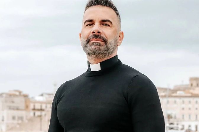 «کشیش‌های جذاب»: ترفند واتیکان برای گسترش ایمان