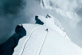 اسکی روی اورست! | یک رکوردشکنی تاریخی در منطقه مرگ