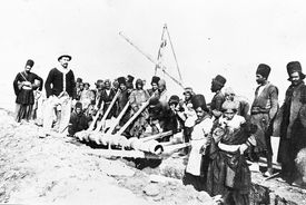 طلوعیان: فرقه‌ای که نفت را با آخرالزمان معامله کرد