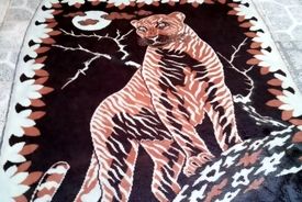 یک پلنگ در رختخواب | سمی‌ترین مد تاریخ ایران | پتو پلنگی چطور وارد خانه ایرانی‌ها شد؟